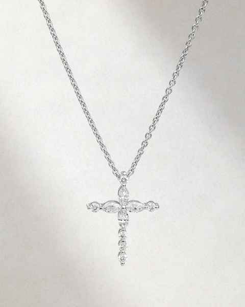 Σταυρός με αλυσίδα από 18Κ Λευκό Χρυσό με Μπριγιάν διαμάντια και Navette Cut διαμάντια