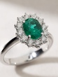 18Κ White Gold Ring with Oval Emerald and Diamonds
