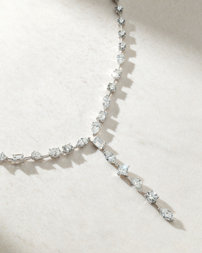 18K White Gold Ravishing Diamond Necklace - Image 2
