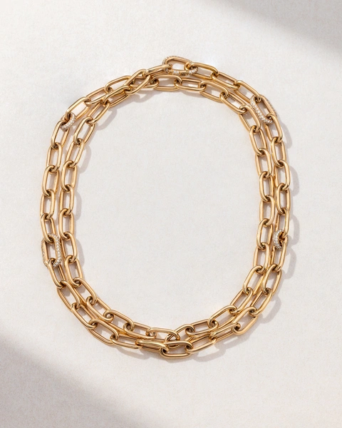 Necklace in 18K Rose Gold with Brilliant-Cut Diamonds