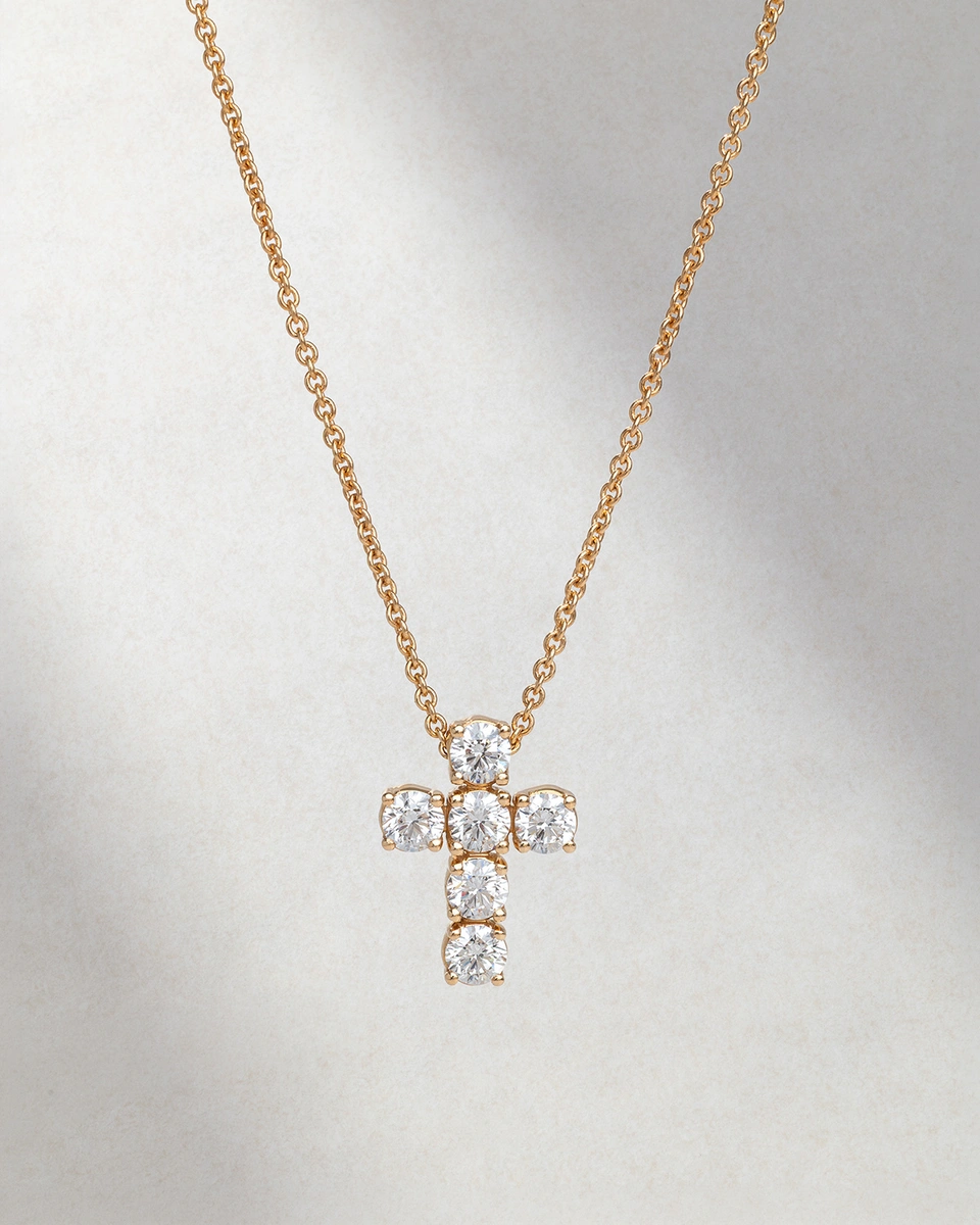 Cross in 18K Rose Gold with Brilliant-Cut Diamonds