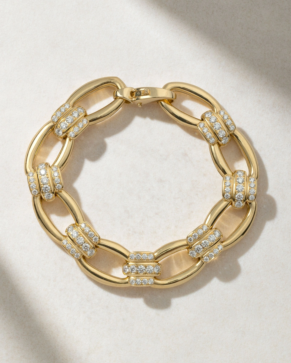18K Yellow Gold Link Bracelet with Diamonds