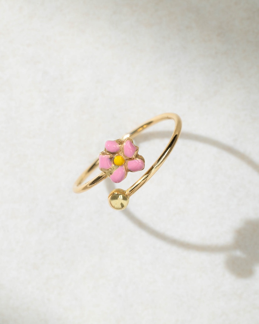 Enamel Flower Ring in 18K Yellow Gold