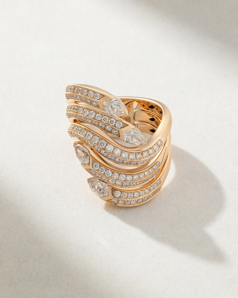 18 Κ Rose Gold Wavy Ring with Brilliant and Poir Diamonds