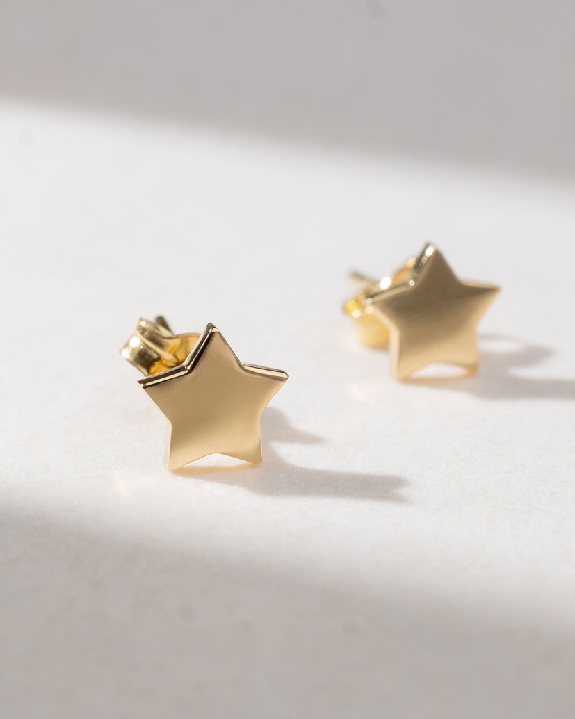 18Κ Star shaped Yellow Gold Earrings