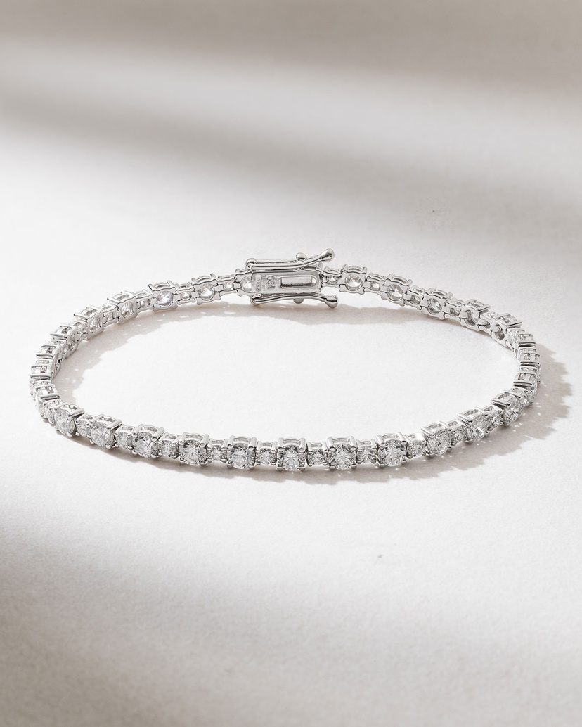 18K White Gold Eternity Tennis bracelet with Diamonds
