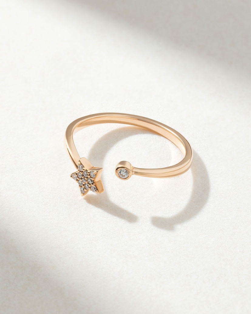 18K Rose Gold Ring with Star and Diamond - Image 2