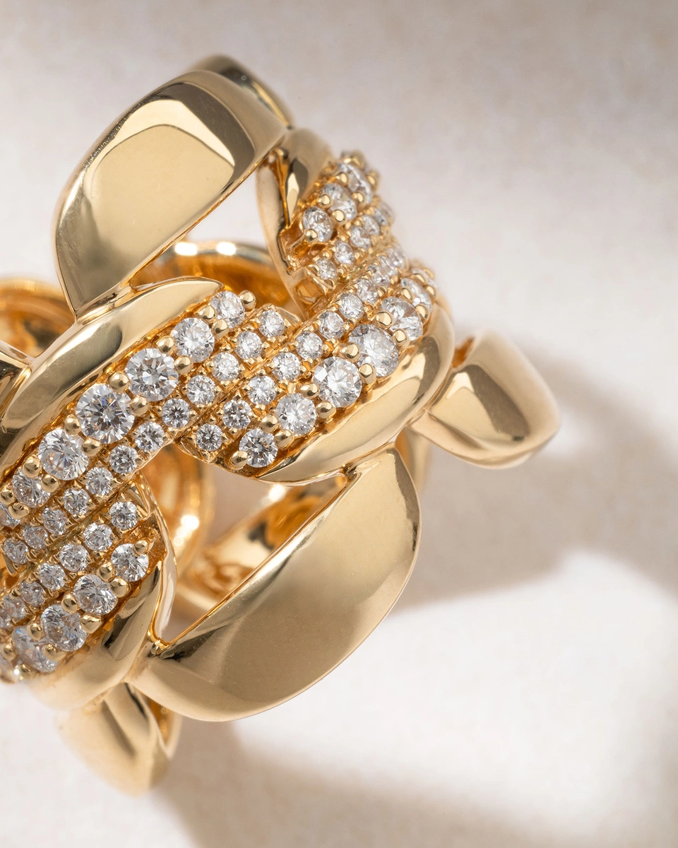 Αλυσιδωτό Δαχτυλίδι σε Κίτρινο Χρυσό Κ18 με Μπριγιάν