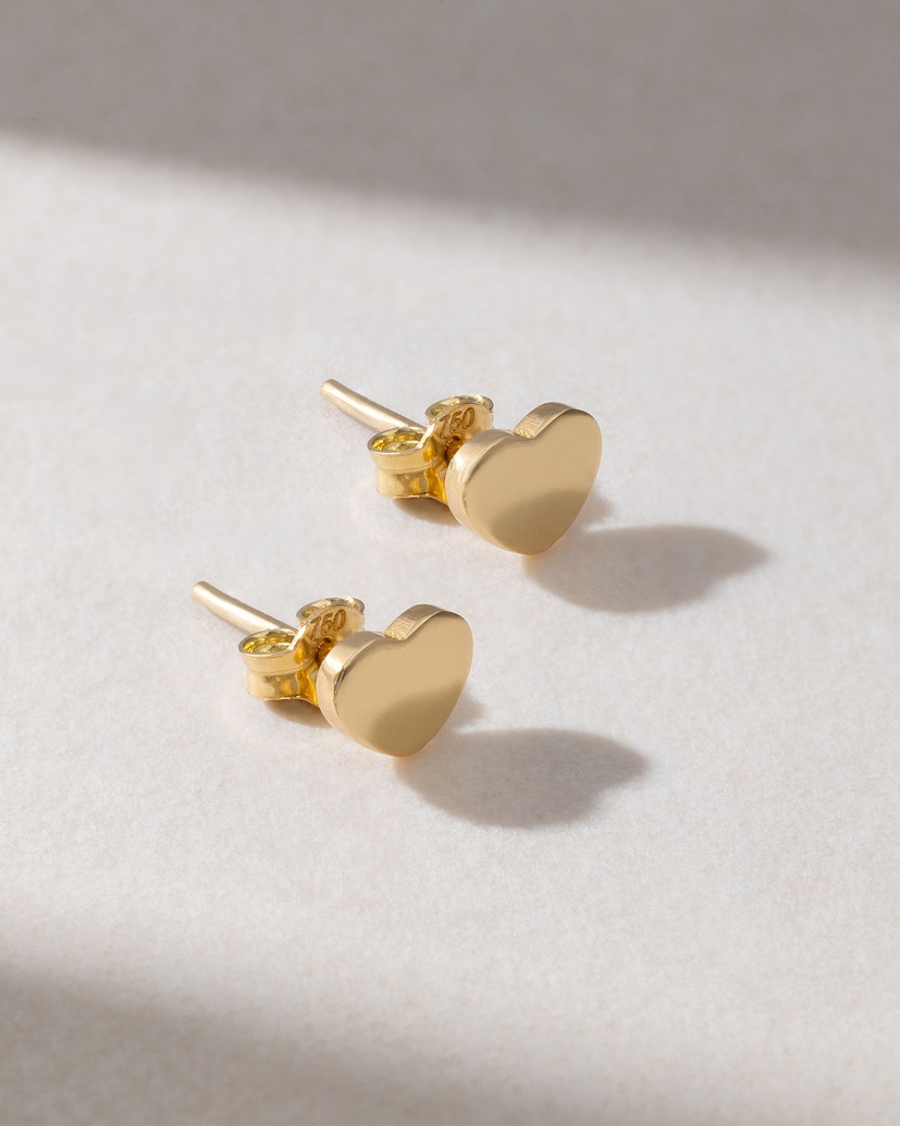 18K Heart Shaped Yellow Gold Earrings