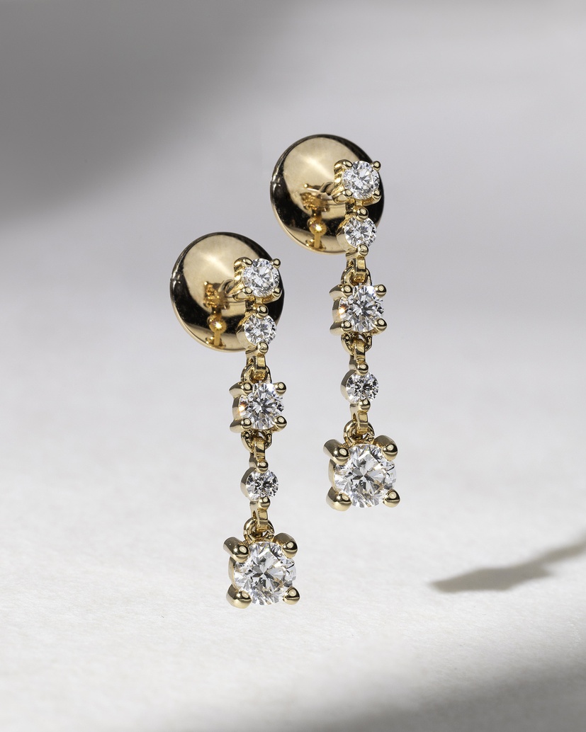 18Κ Rose Gold Elegant Earrings with Diamonds - Image 1