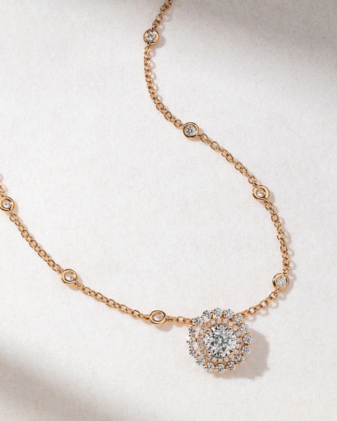18K Rose Gold Necklace with Brilliant Diamonds