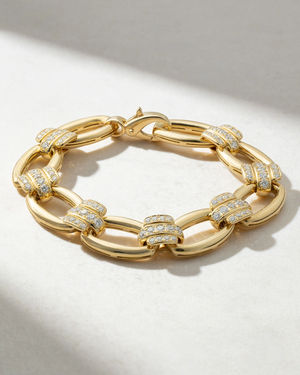 18K Yellow Gold Link Bracelet with Diamonds