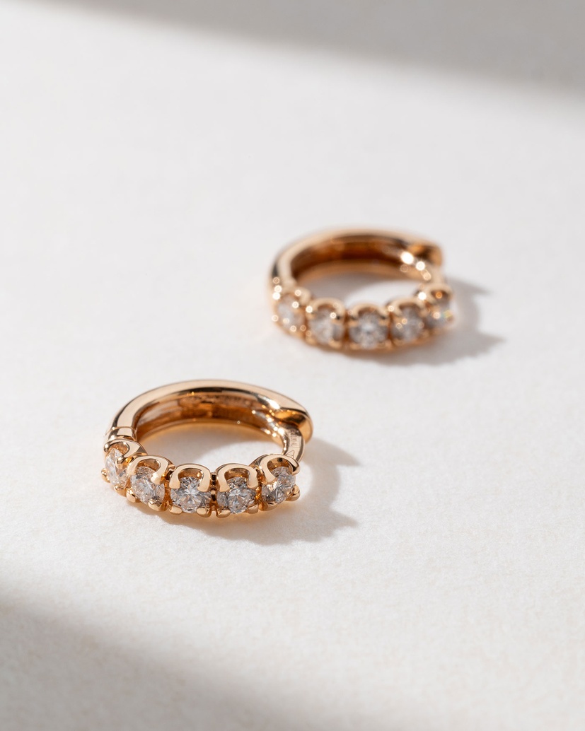 18 Karat Rose Gold Hoop Earrings with Brilliant Diamonds