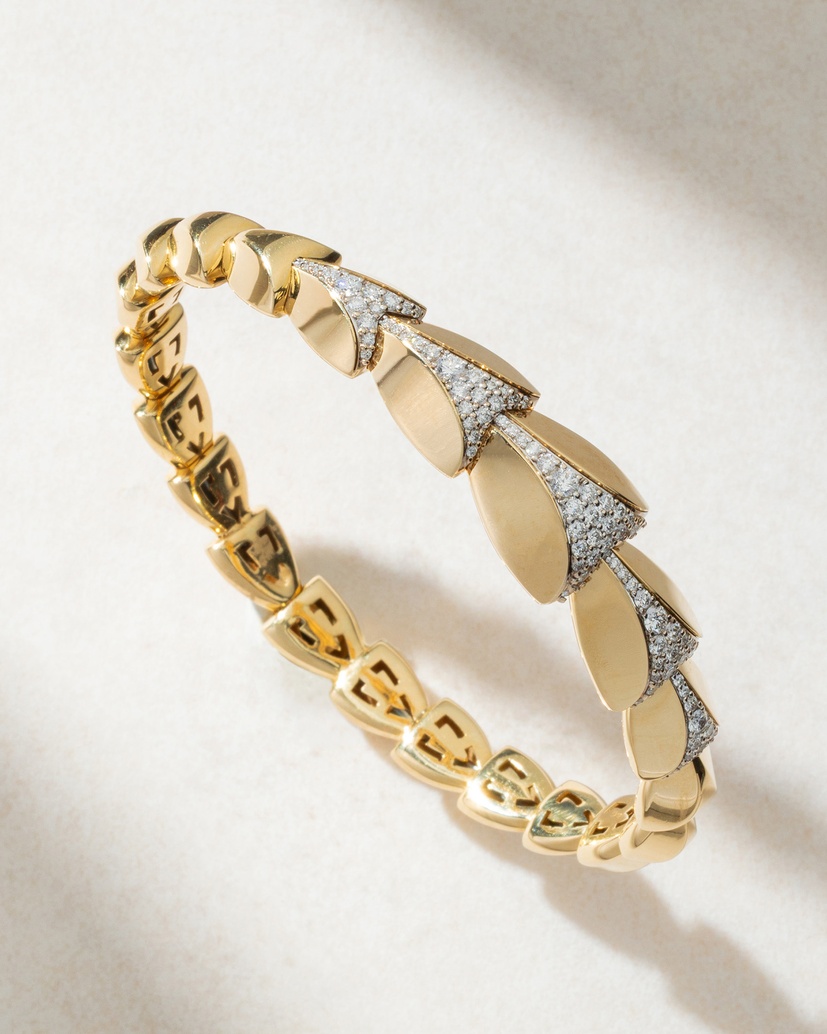 18K Yellow Gold Bracelet with Diamonds