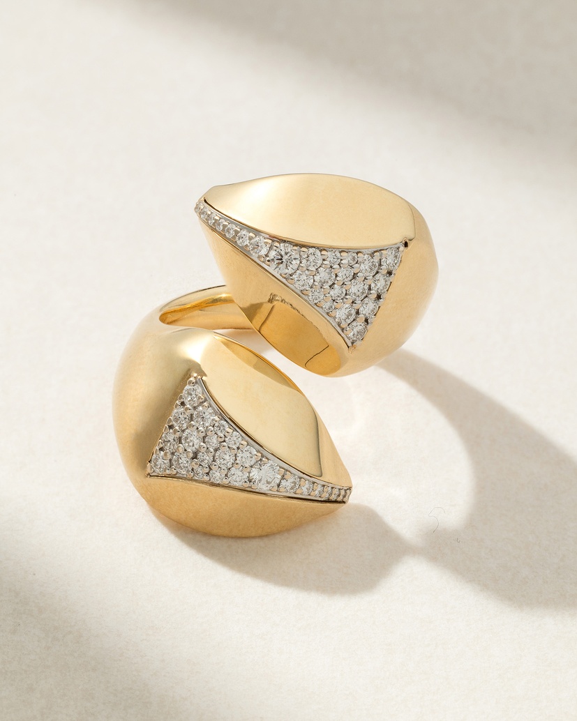 18Κ Polished Yellow Gold Long Ring with Diamonds - Image 1