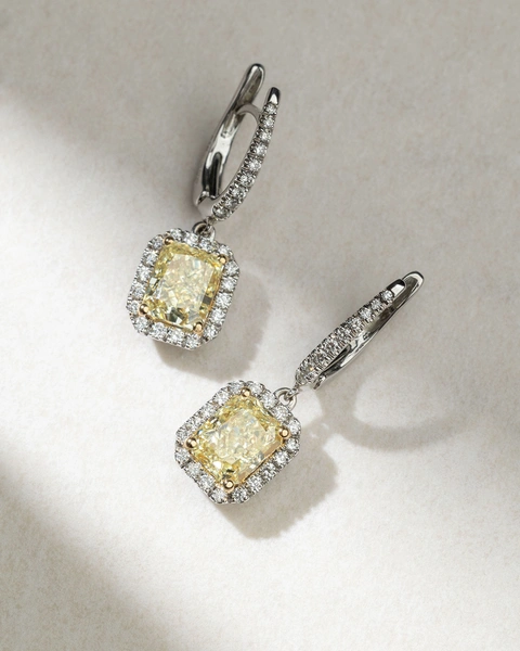 18K White Gold Drop Earrings with Fancy Yellow Radiant Diamonds and Brilliants