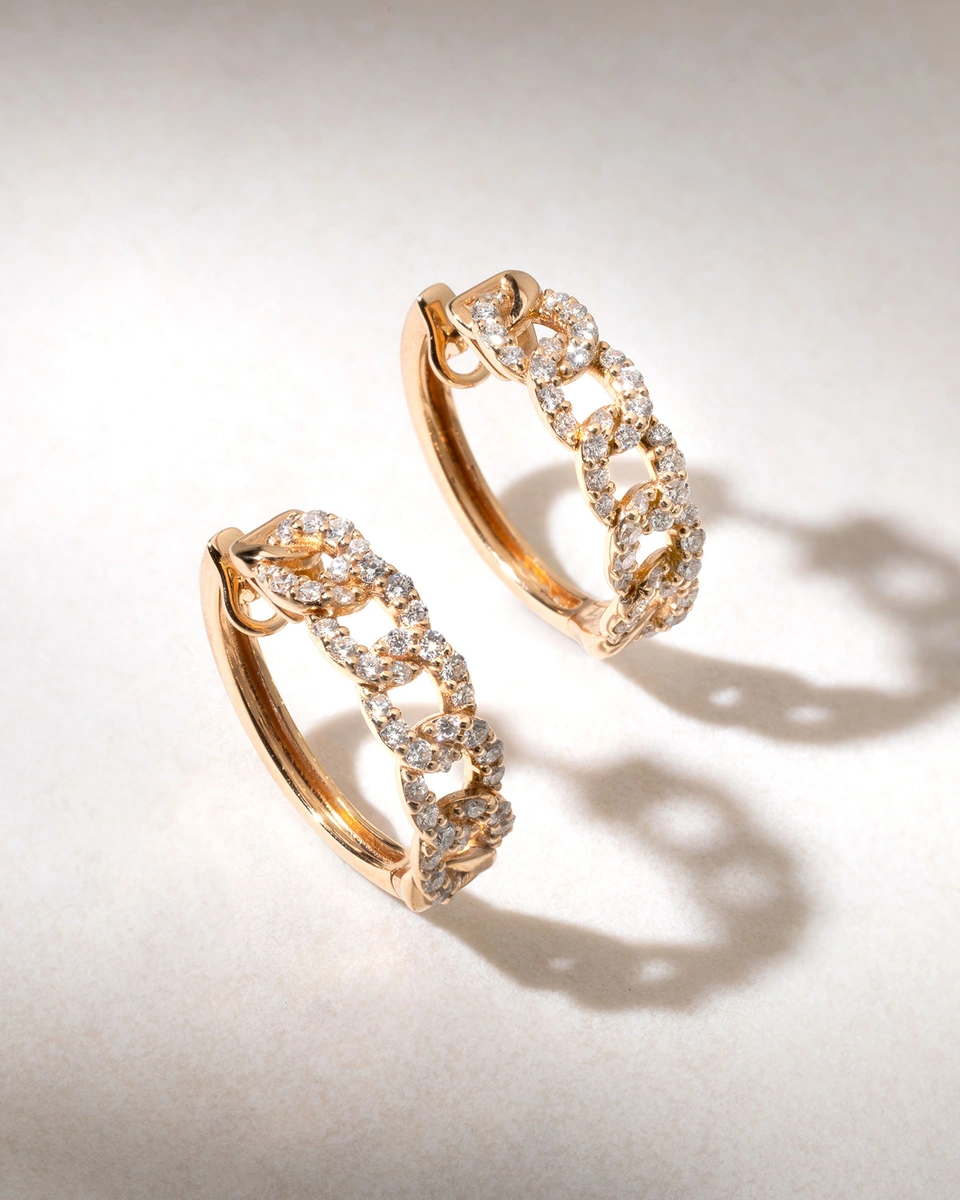 Ροζ Χρυσοί Κρίκοι 18 Καρατίων με Σχέδιο Αλυσίδας και Διαμάντια