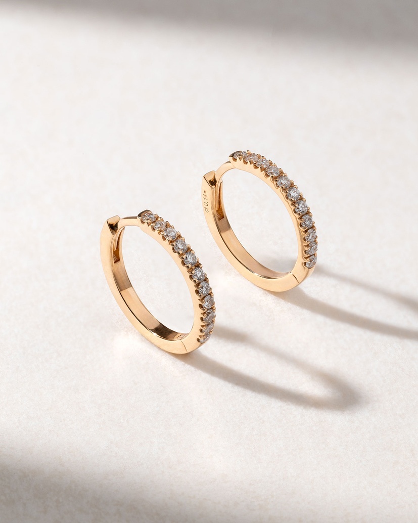18 Karat Rose Gold Hoop Earrings with Brilliant Diamonds
