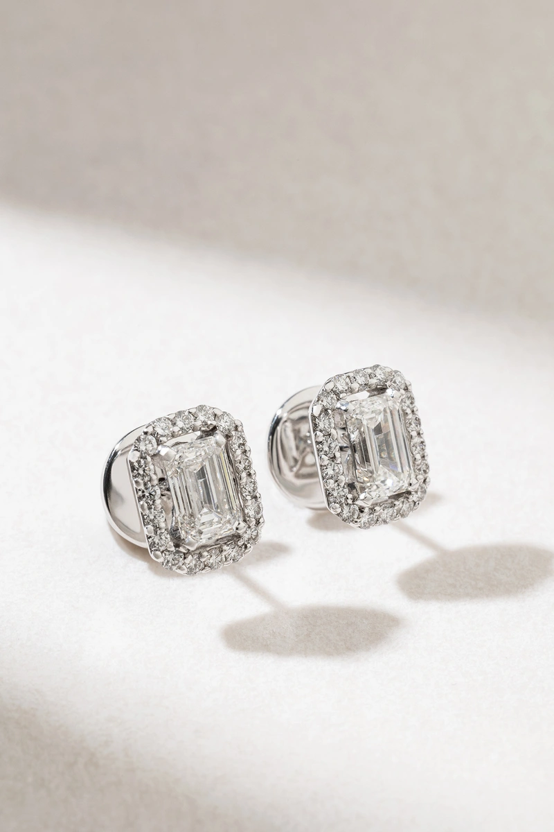 18K White Gold Studs with Emerald and Brilliant Diamonds