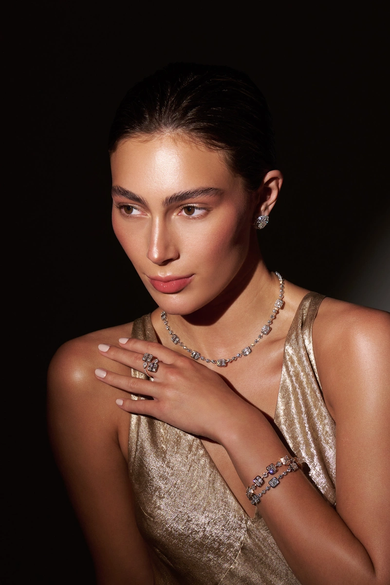 Μοντέρνο Βραχιόλι Ροζ Χρυσό Κ18 με Μπαγκέτ και Μπριγιάν Διαμάντια