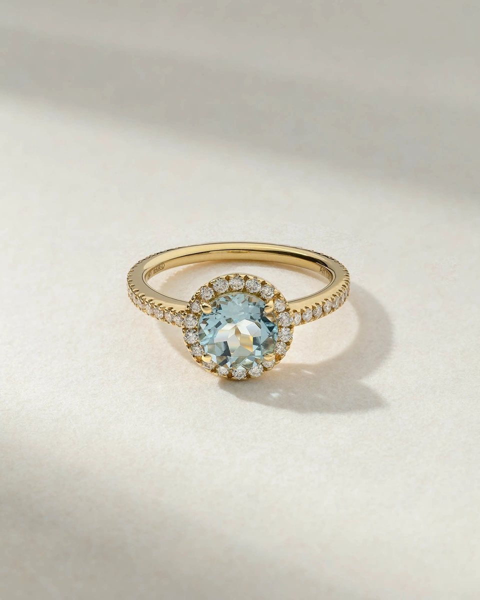 18Κ Yellow Gold Ring with Brilliants and Aquamarine