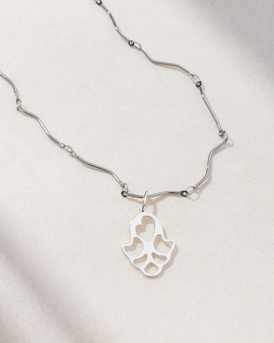 Κολιέ με Μικρό Λευκό Hamsa