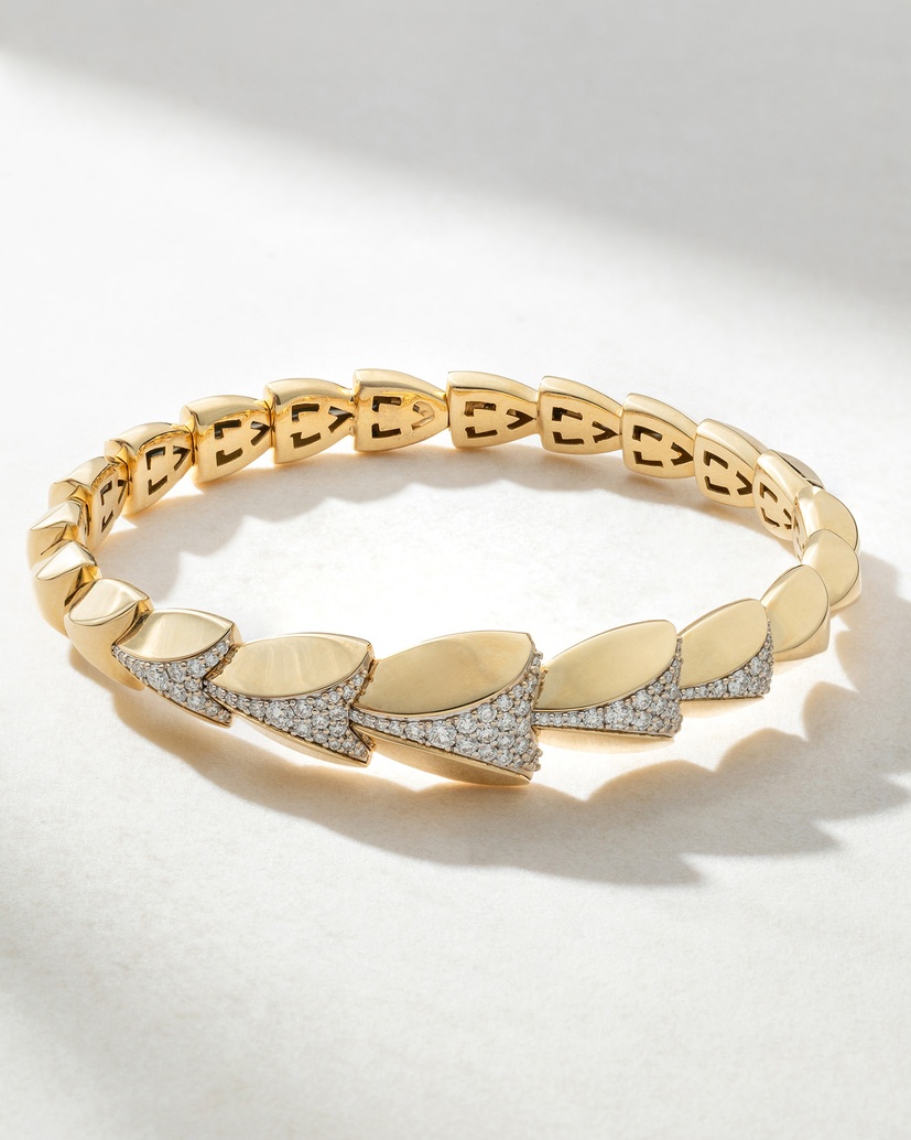 18K Yellow Gold Bracelet with Diamonds