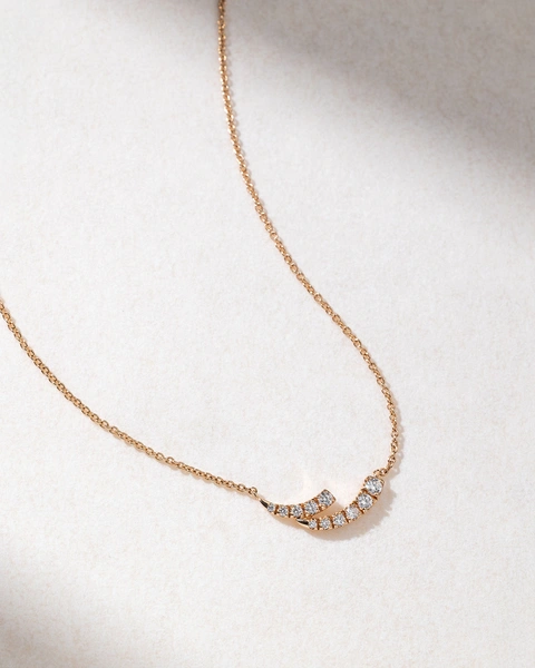 18K Rose Gold Necklace with Diamond Pendant
