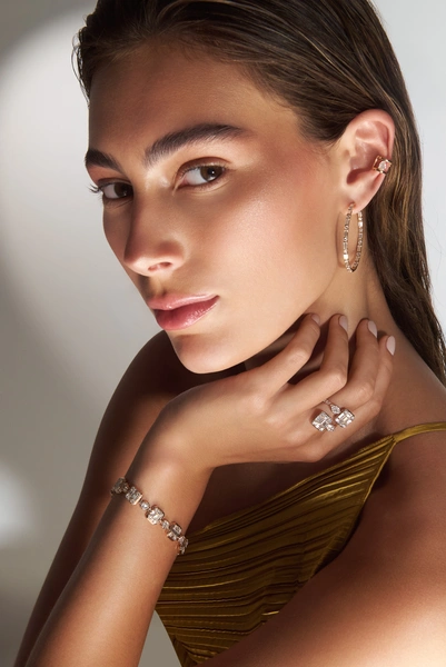 18K Rose Gold Ear Cuff with  Pear Diamond