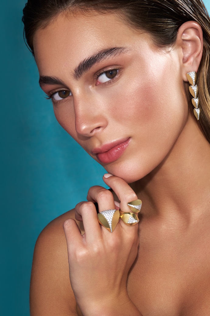 18Κ Polished Yellow Gold Long Ring with Diamonds - Image 2