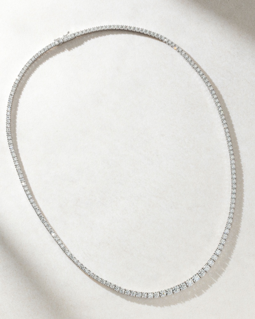 18K White Gold Tennis Necklace with Diamonds