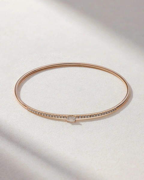 Bracelet in 18K Rose Gold with Brilliant and Emerald-Cut Diamonds