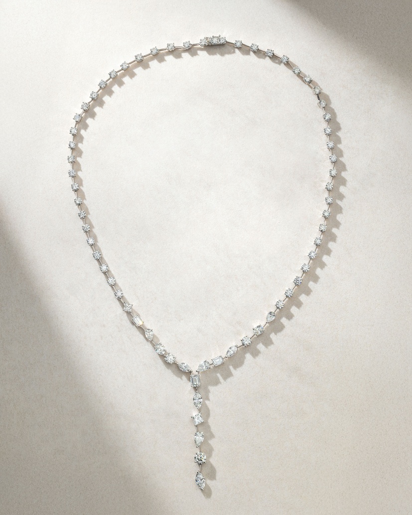 18K White Gold Ravishing Diamond Necklace - Image 1
