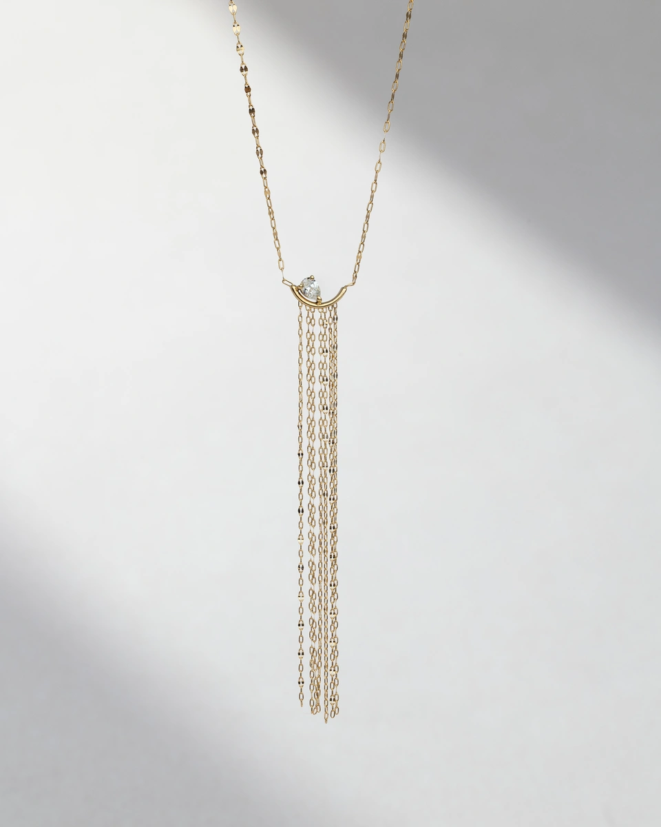 Necklace in 18K Yellow Gold with Pear-Shaped Diamond in Modern Design