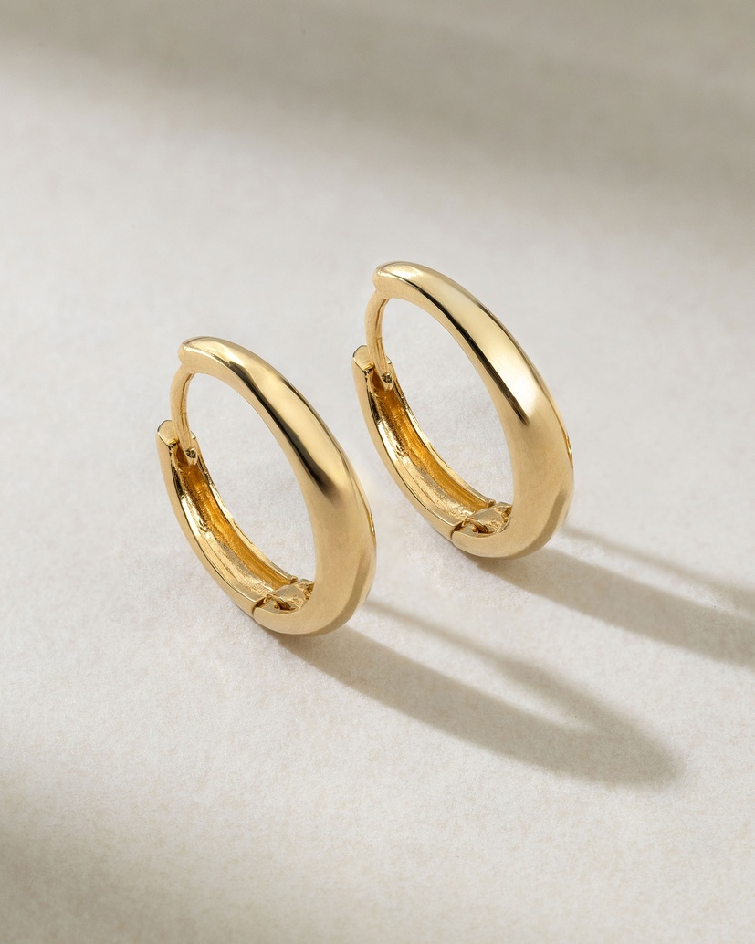 18K Yellow Gold Hoop Earrings