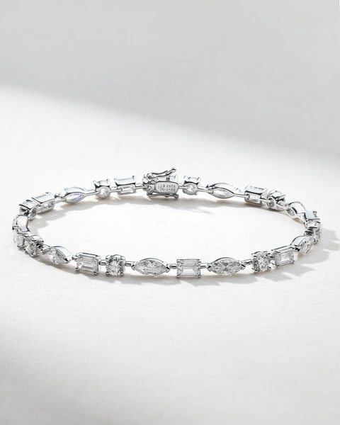 Tennis Bracelet with Exquisite Fancy cut Diamonds