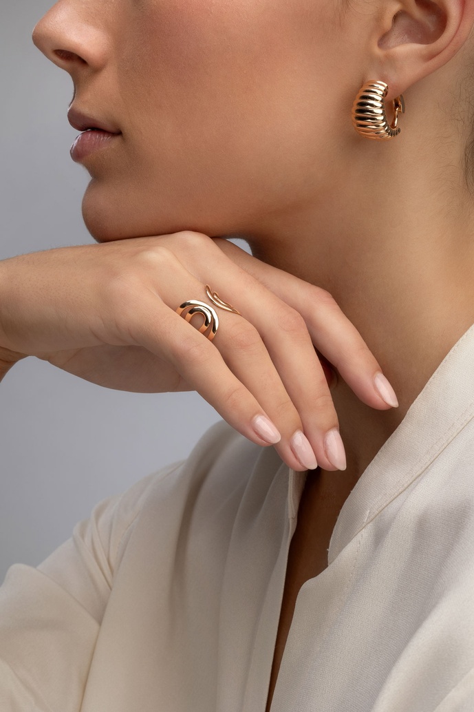 18K Rose Gold Earrings with Sculptural Shape