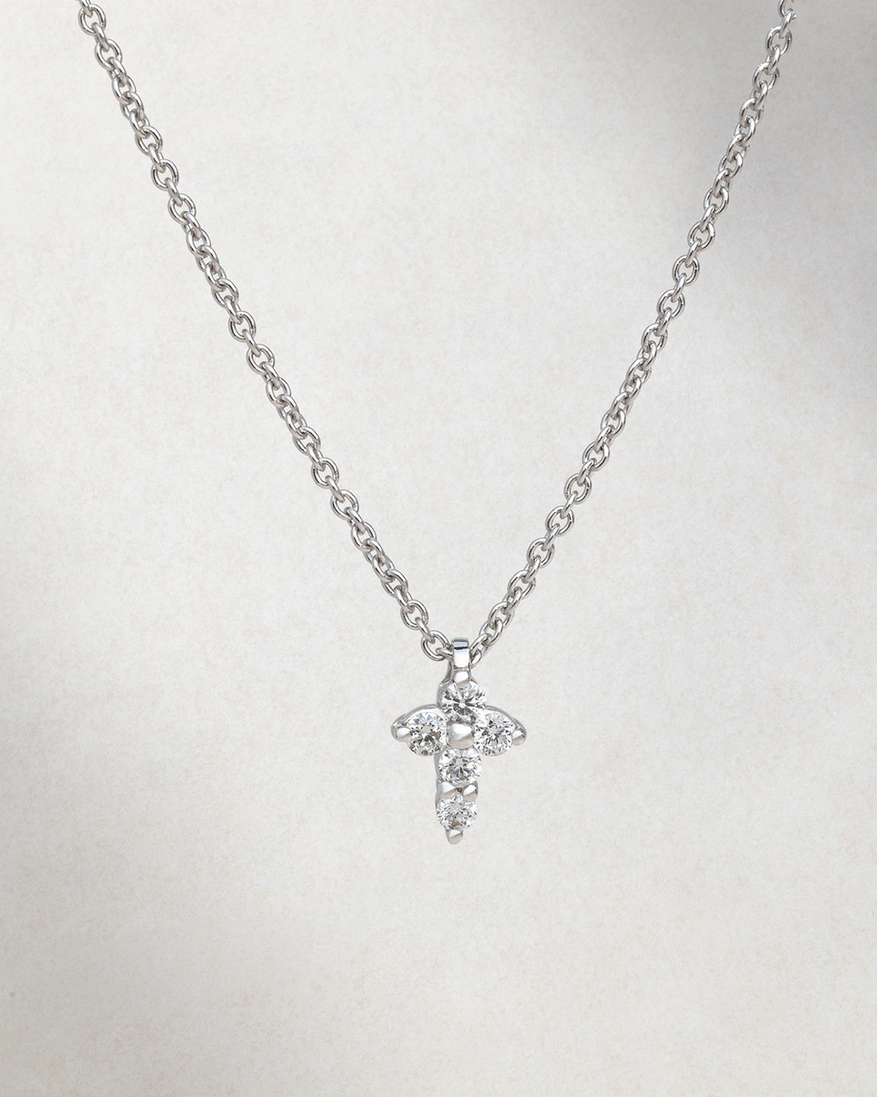 Cross with chain in 18K White Gold with Brilliant-Cut Diamonds