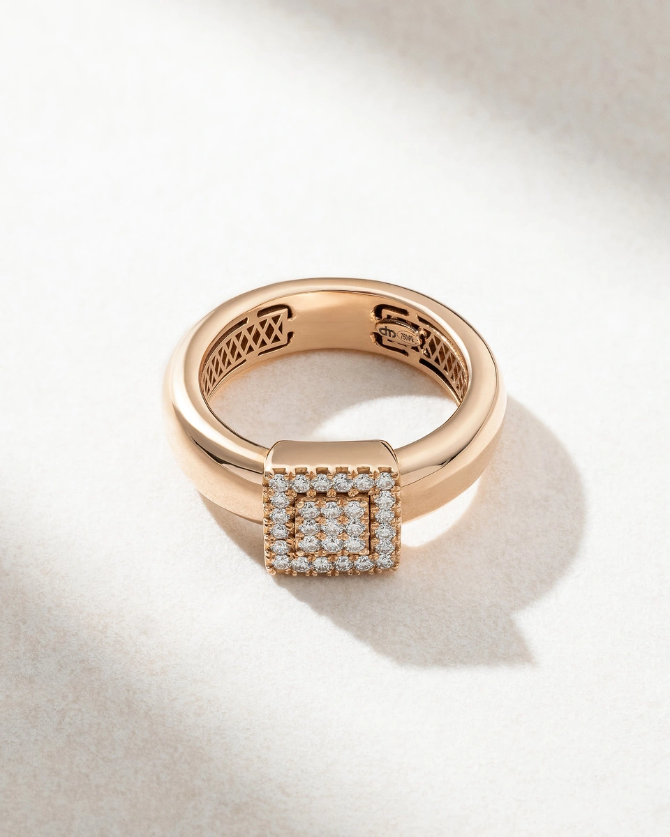 Δαχτυλίδι Ροζ Χρυσό Κ18 με Διαμαντένιο Τετράγωνο σχέδιο