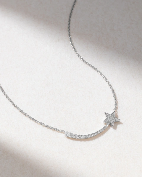 18K White Gold Necklace with Diamond Star