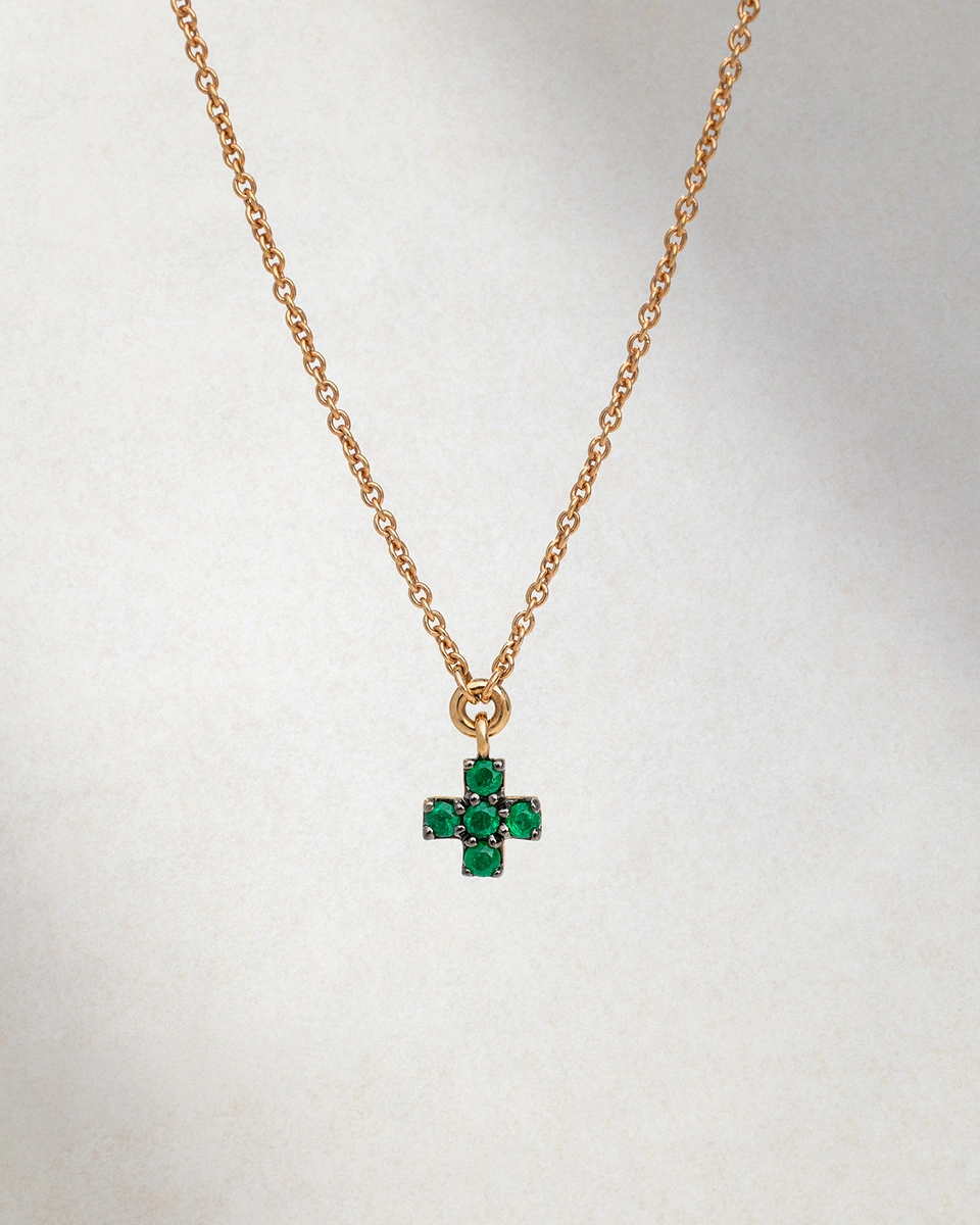 Cross in 18K Rose Gold with Emeralds