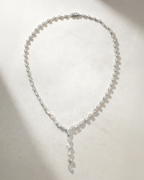 18K White Gold Ravishing Diamond Necklace