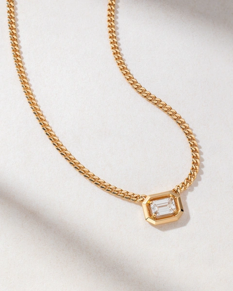 18K Rose Gold Necklace with Gourmet Chain and Emerald Diamond