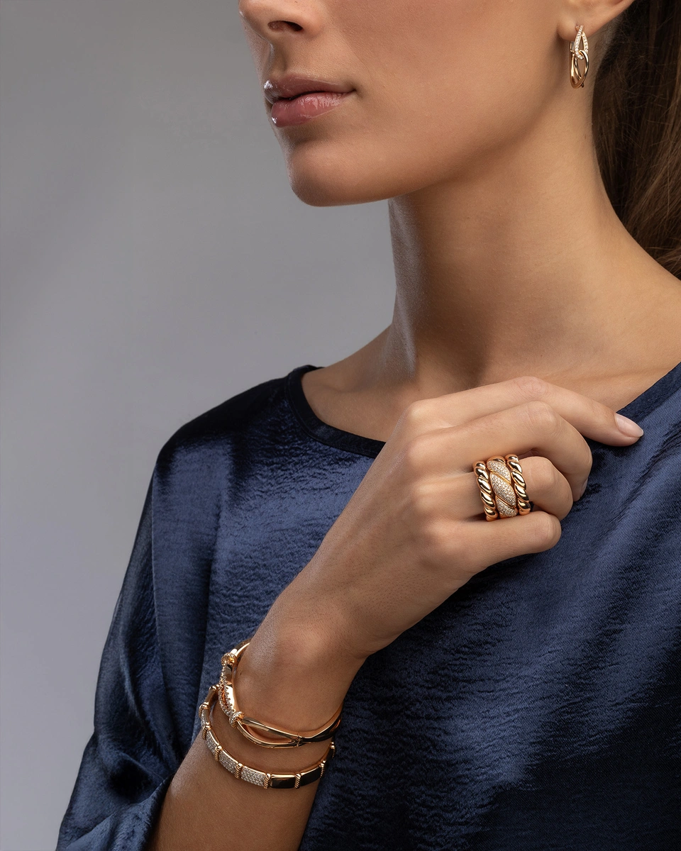 Δαχτυλίδι Ροζ Χρυσό Κ18 με Τριπλή Αλυσίδα και Διαμάντια