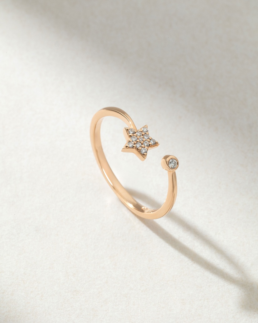 18K Rose Gold Ring with Star and Diamond - Image 1