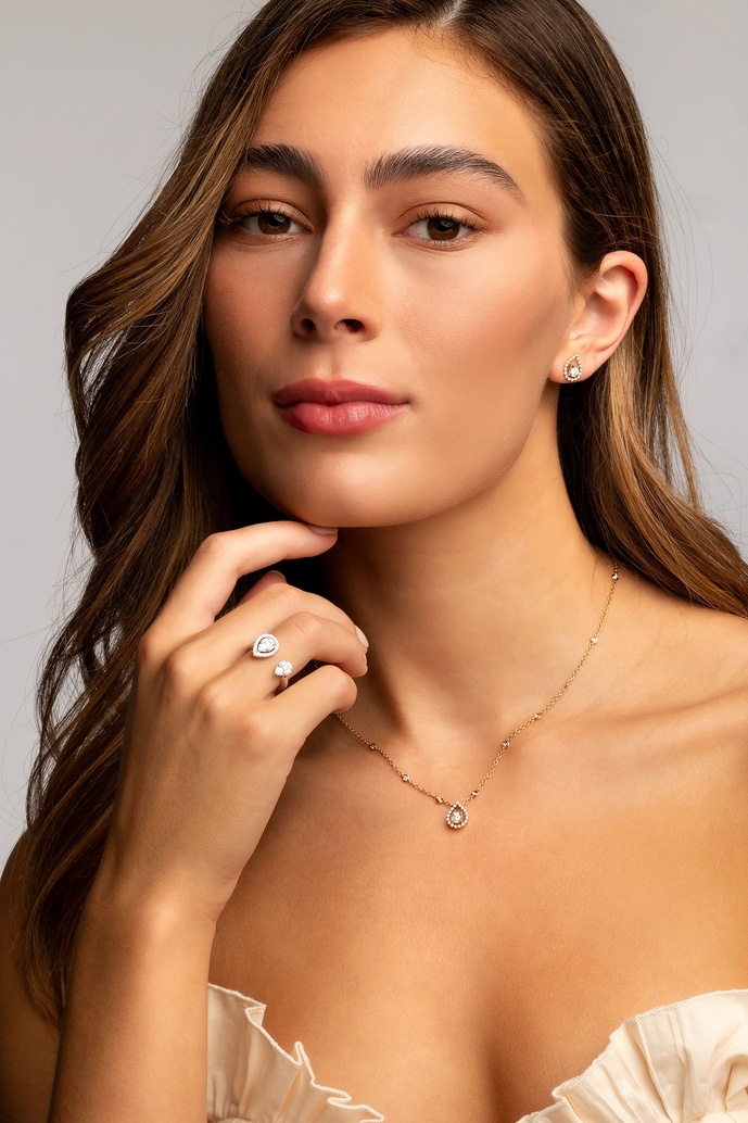 18K Rose Gold Ring with Diamond Drops - Image 3
