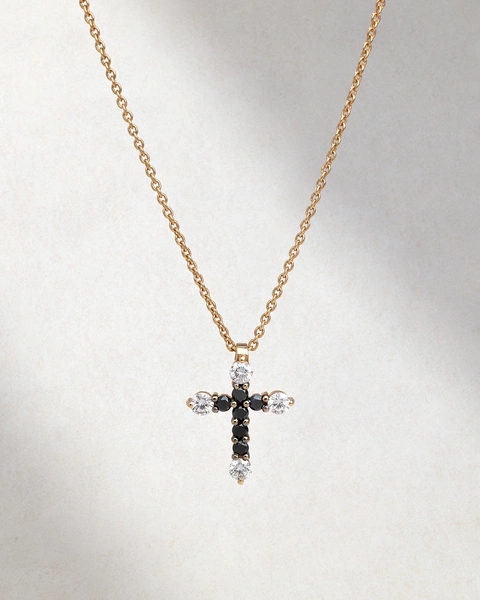 Cross pendant with chain in 18K Rose Gold with White and Black Brilliant-cut diamonds