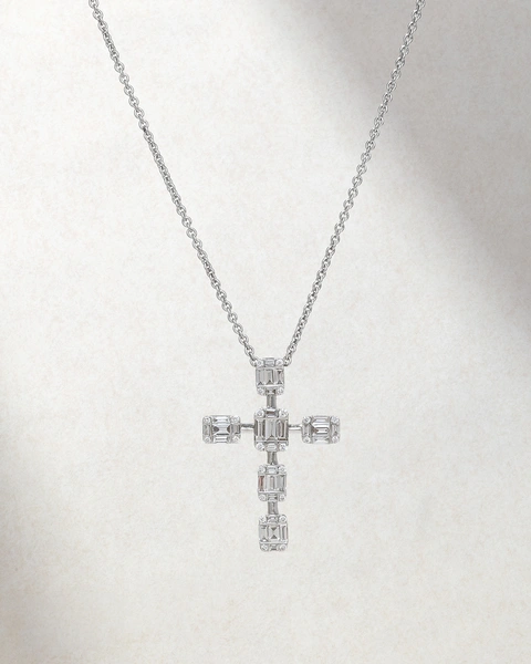 Cross in 18K White Gold with Baguette-Cut Diamonds and Brilliant-Cut Diamonds