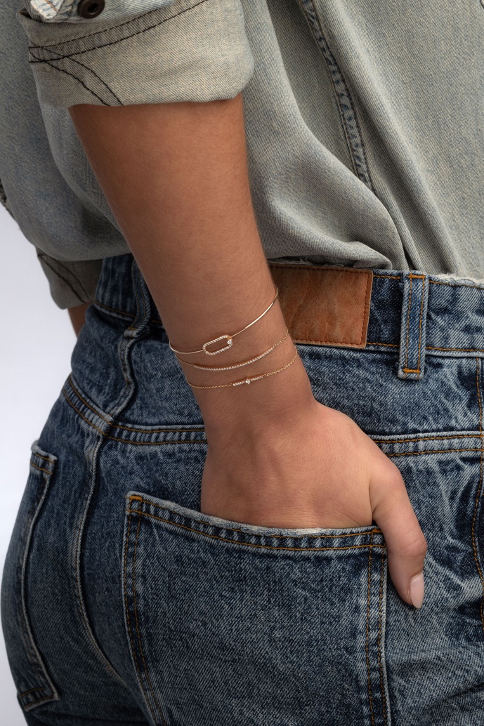 18K Rose Gold Cuff Bracelet with Oval Diamond Clasp