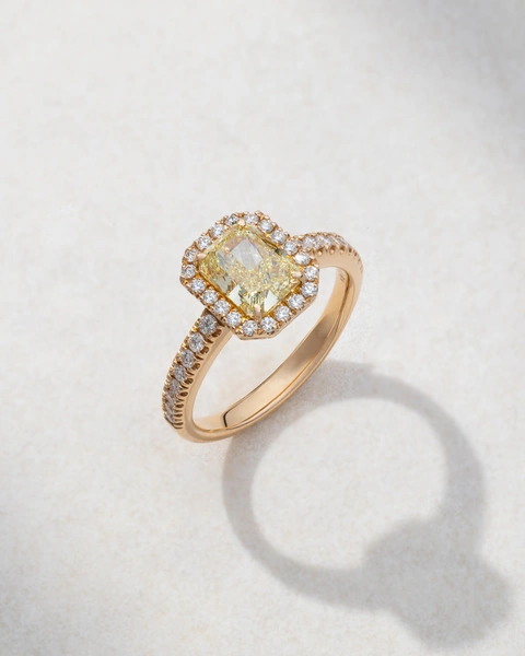 Δαχτυλίδι από 18Κ Ροζ Χρυσό με Radiant Fancy Yellow Διαμάντι και Μπριγιάν